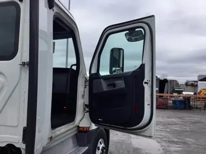 2019 Freightliner Cascadia