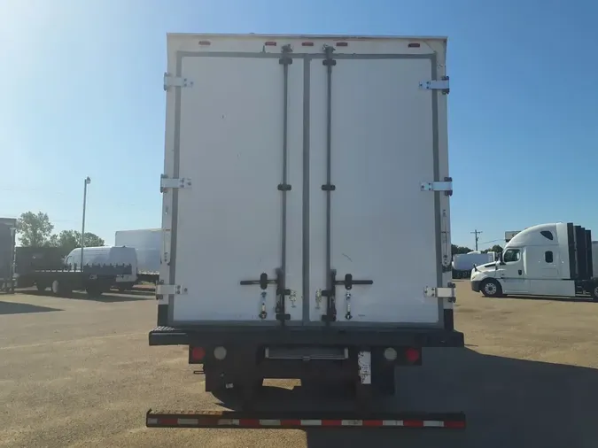 2018 FREIGHTLINER M2 106