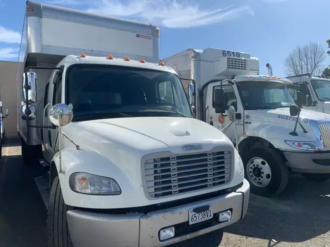 2016 FREIGHTLINER/MERCEDES M2 106