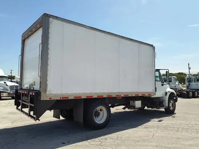 2019 NAVISTAR INTERNATIONAL 4300