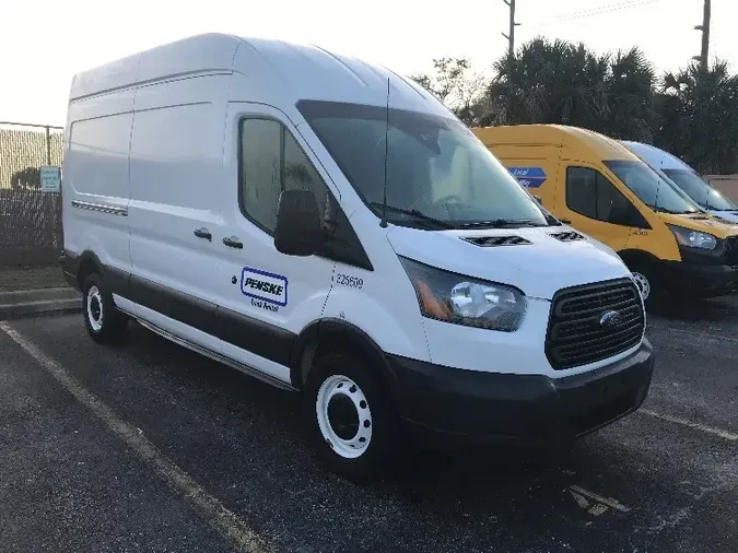 2018 Ford Motor Company TRAN25015afcb8ac3fa342dc103c2461882689a