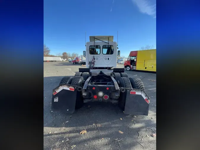 2019 FREIGHTLINER/MERCEDES CASCADIA 12515b06c88547789487e98c15e613f70de
