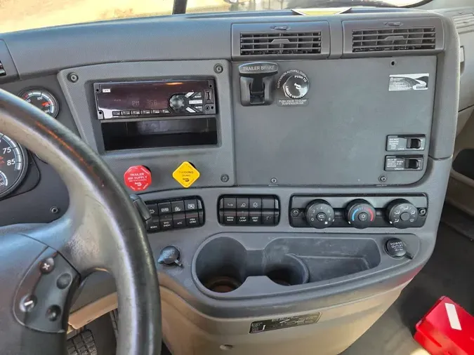 2019 FREIGHTLINER/MERCEDES CASCADIA 125