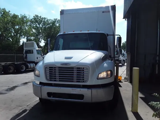 2019 FREIGHTLINER M2 106