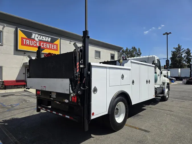 2011 Hino 268A