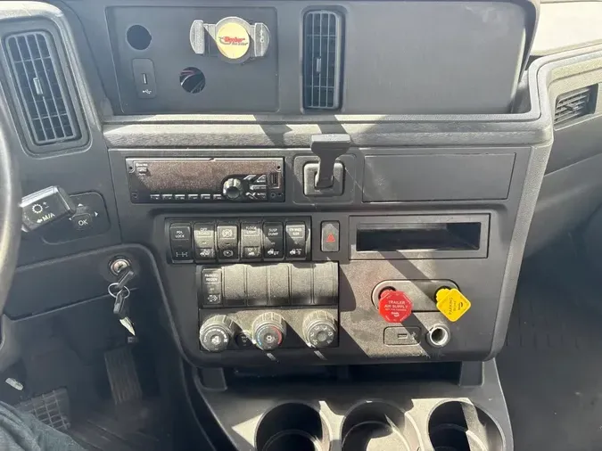 2019 NAVISTAR INTERNATIONAL LT625 DAYCAB T/A