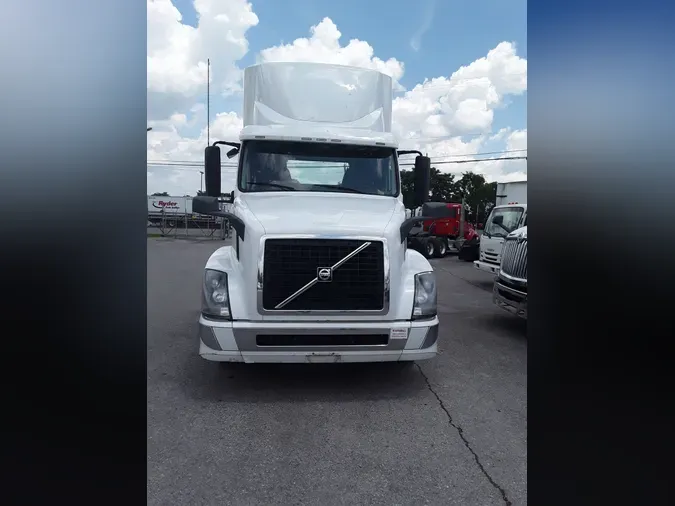 2018 VOLVO VNL64TRACTOR