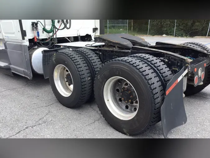 2020 Freightliner Cascadia