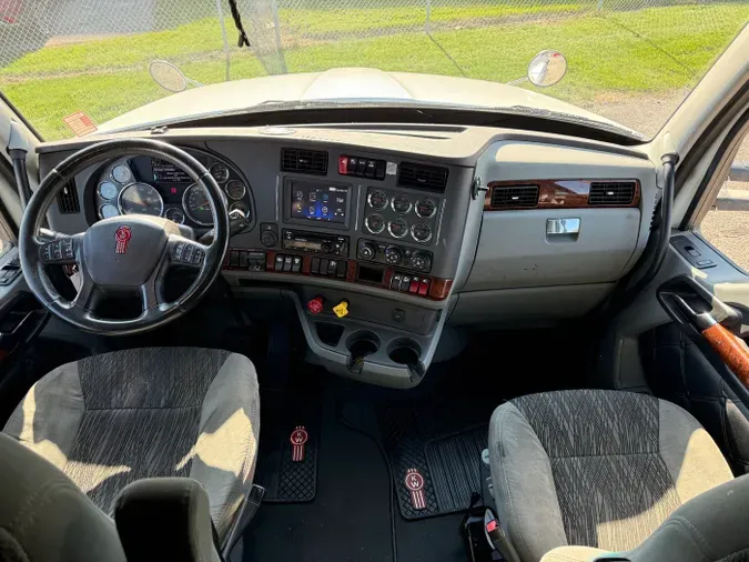 2022 Kenworth T68015be4a23ecb47ed7fd3559b11cbb573a