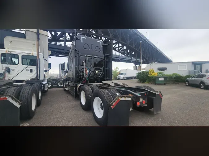 2019 FREIGHTLINER/MERCEDES CASCADIA 125