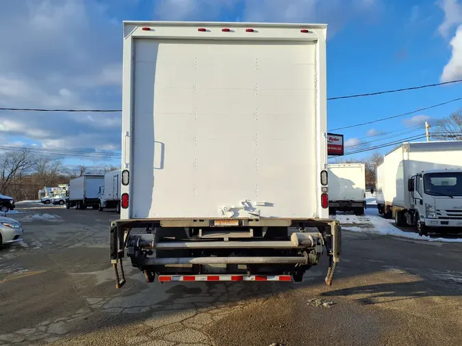 2016 FREIGHTLINER/MERCEDES M2 106