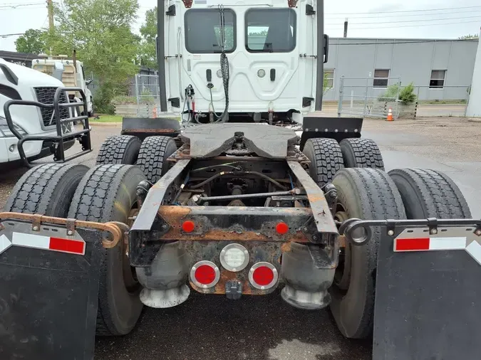 2018 FREIGHTLINER CASCADIA 125