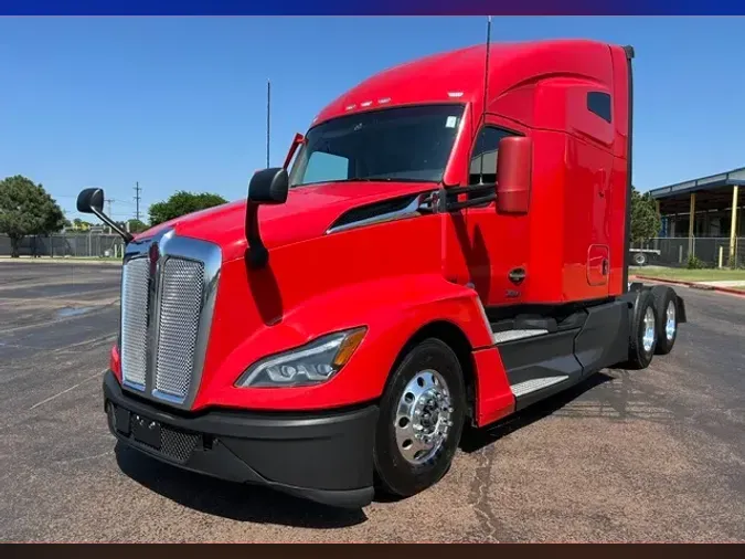 2022 KENWORTH T680