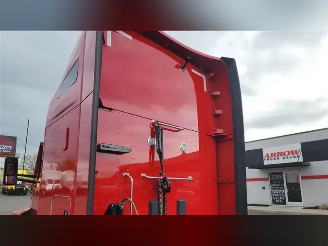 2022 KENWORTH T680