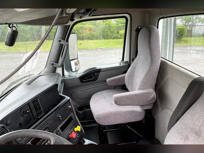 2020 INT LT625 6x4