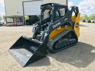2022 John Deere 317G