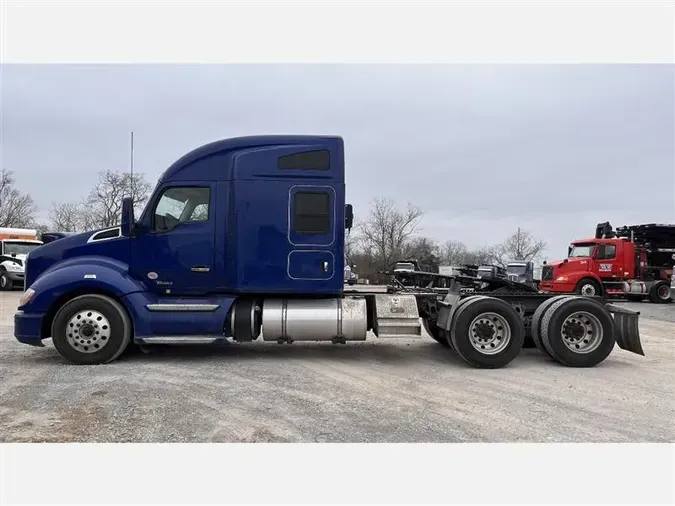 2022 KENWORTH T680