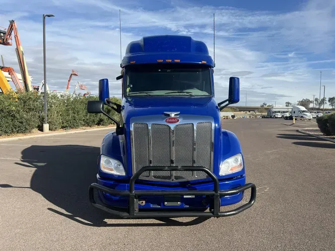 2022 Peterbilt 579