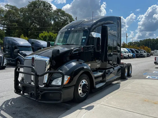 2022 Kenworth T680