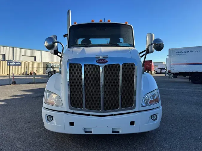 2015 Peterbilt 579