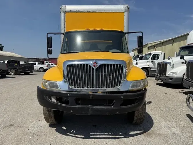 2018 INTERNATIONAL DURASTAR 4300