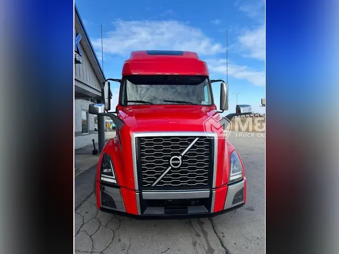 2020 VOLVO VNL64T760