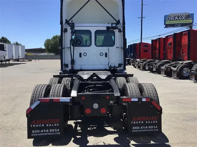 2022 FREIGHTLINER CA126