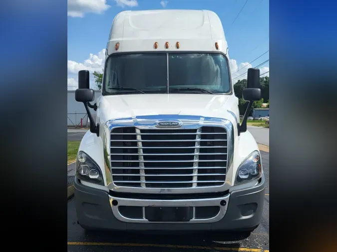 2019 FREIGHTLINER/MERCEDES CASCADIA 125