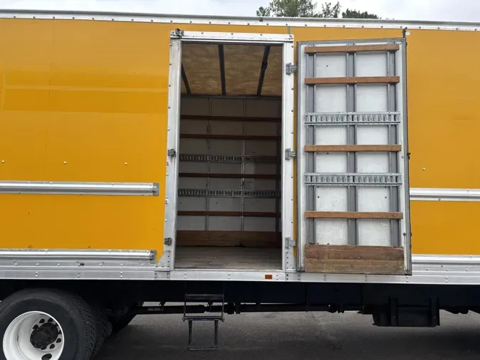2019 Hino 268