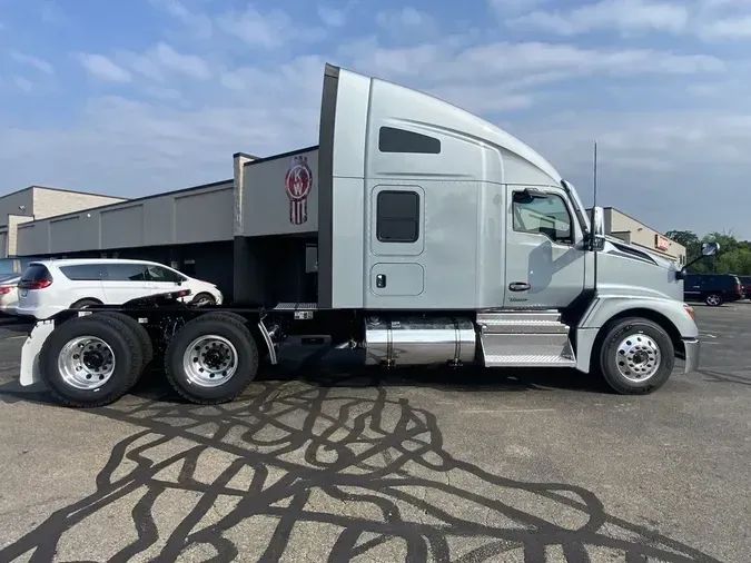 2025 Kenworth T680