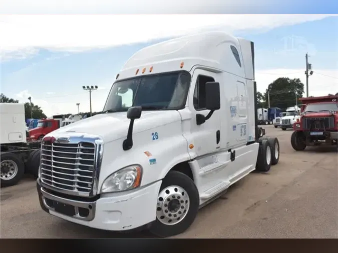 2015 FREIGHTLINER CASCADIA 125