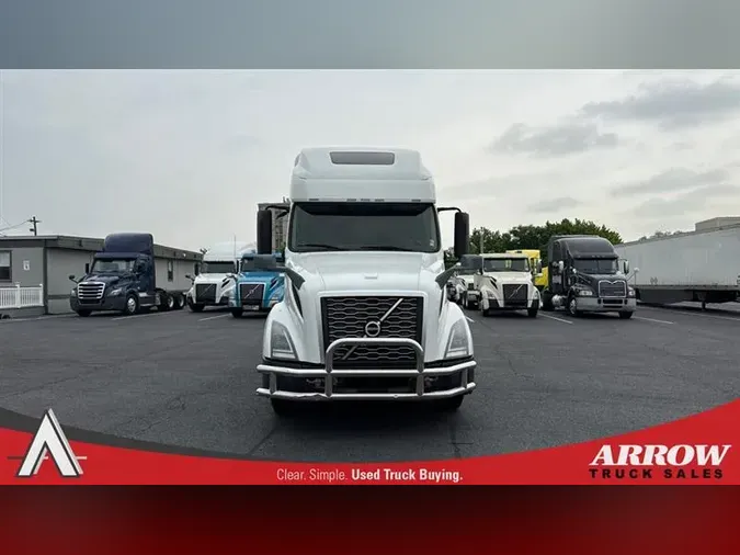 2019 VOLVO VNL760