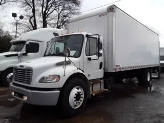 2018 Freightliner M2 106