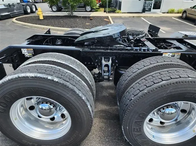 2022 KENWORTH T680