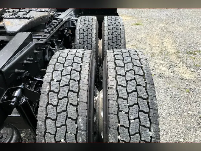 2022 INT LT625 6x4