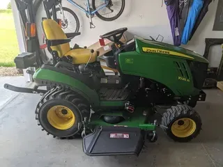 2015 John Deere 1025R