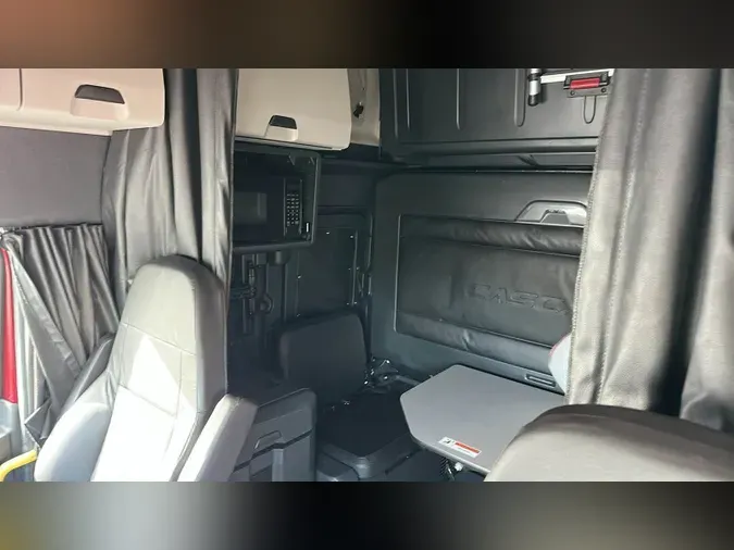 2024 Freightliner Cascadia15ec16a84f861241813172ba79bb3824