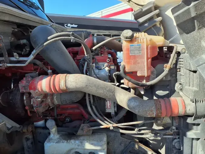 2021 NAVISTAR INTERNATIONAL LT625 DAYCAB S/A