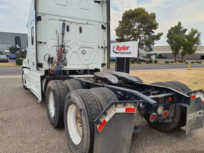 2018 FREIGHTLINER/MERCEDES CASCADIA 125