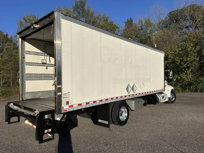 2015 Peterbilt 337