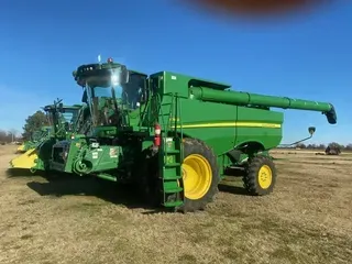 2019 John Deere S780