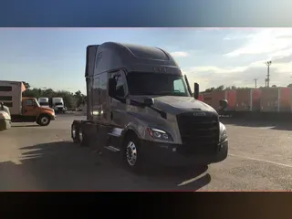 2025 Freightliner Cascadia 126