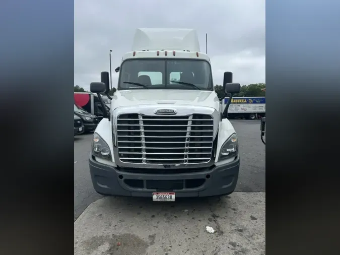 2019 FREIGHTLINER/MERCEDES CASCADIA 125