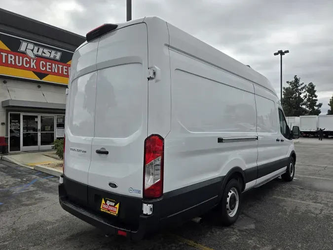 2022 Ford Transit-250