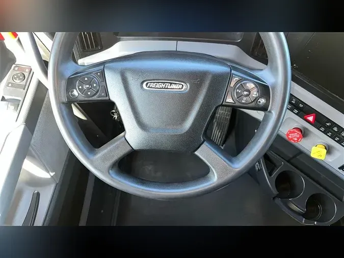 2022 FREIGHTLINER CA126