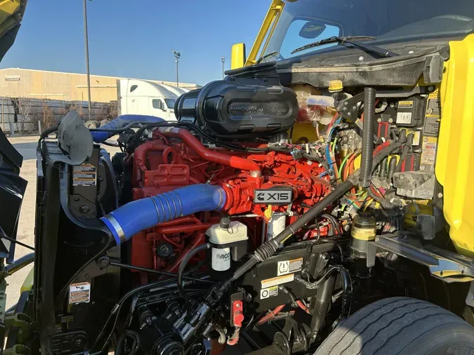 2024 Peterbilt 579