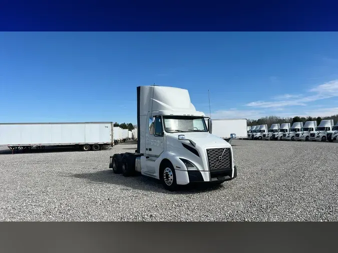 2018 Volvo VNL300160b286acf7708cdc2550034eae3407f