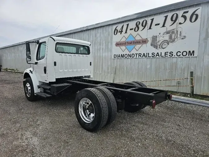 2004 FREIGHTLINER BUSINESS CLASS M2 106