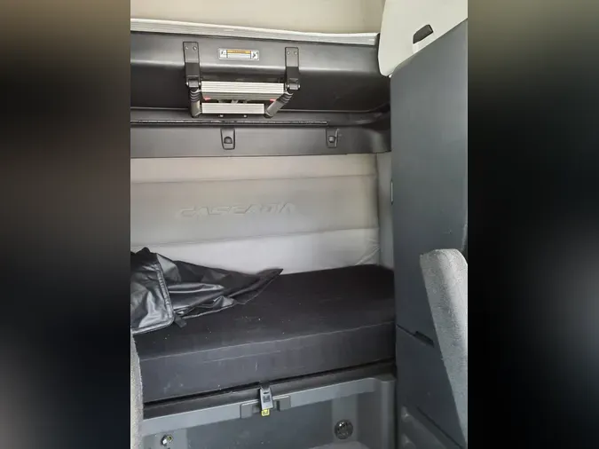 2019 FREIGHTLINER NEW CASCADIA PX12664