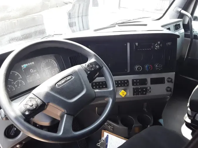 2019 FREIGHTLINER NEW CASCADIA PX12664